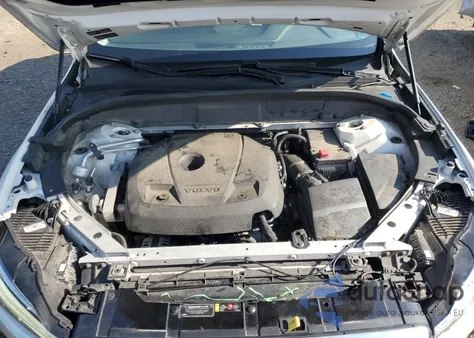 2018 Volvo Xc60 T5 из США, поврежденный, VIN LYV102RK1JB078554